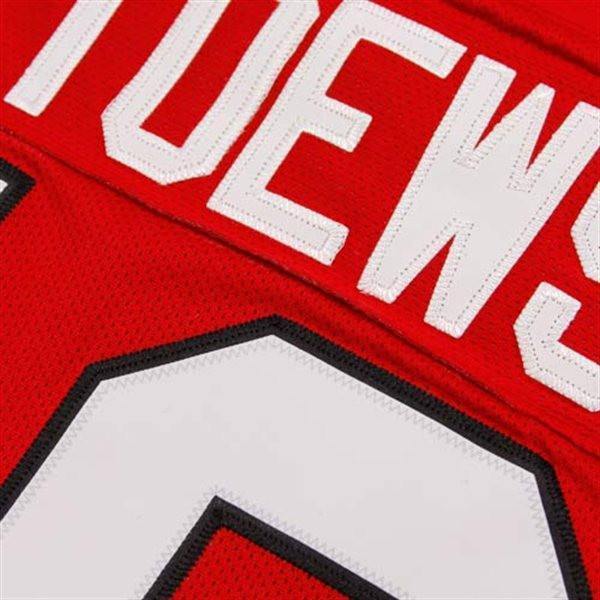 Womens Chicago Blackhawks Jonathan Toews Reebok Home Replica Jersey